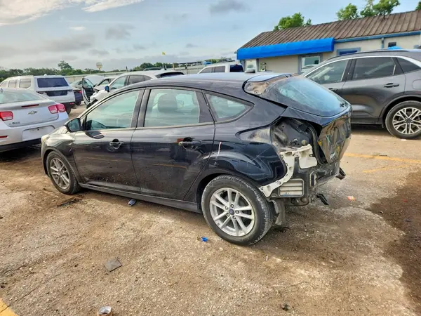 1FADP3K25GL324685 2016 FORD FOCUS - Image 2