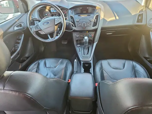 1FADP3K25GL326002 2016 FORD FOCUS - Image 8