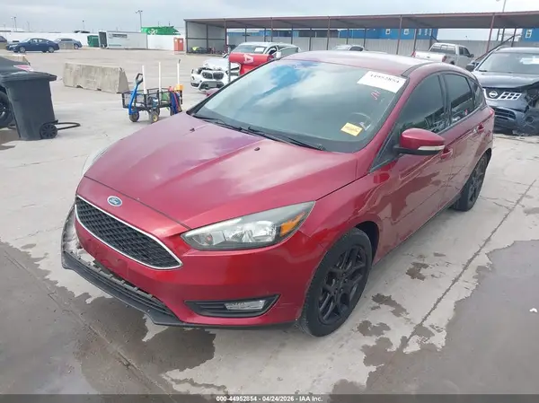 1FADP3K25GL328025 2016 FORD FOCUS - Image 2