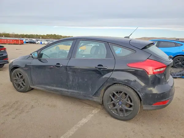 1FADP3K25GL330633 2016 FORD FOCUS - Image 2