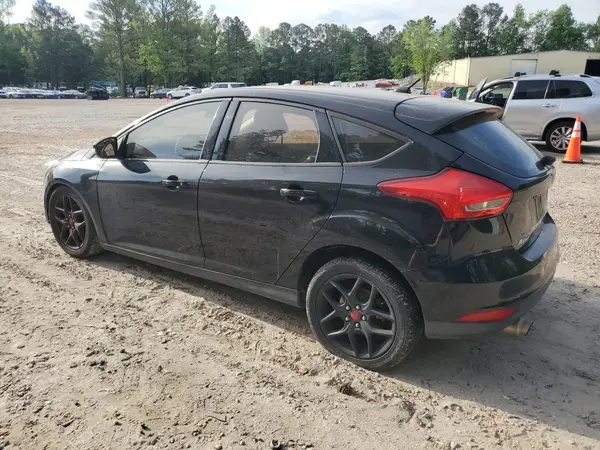1FADP3K25GL332446 2016 FORD FOCUS - Image 2