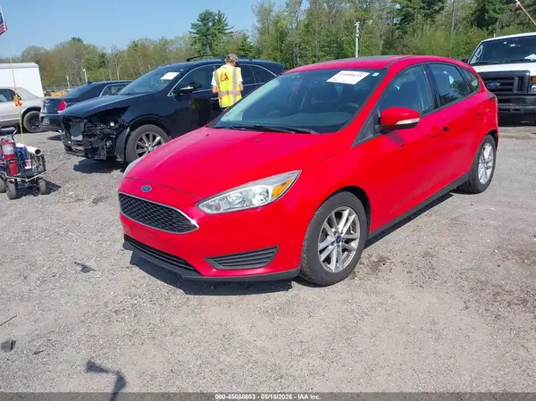 1FADP3K25GL351935 2016 FORD FOCUS - Image 2