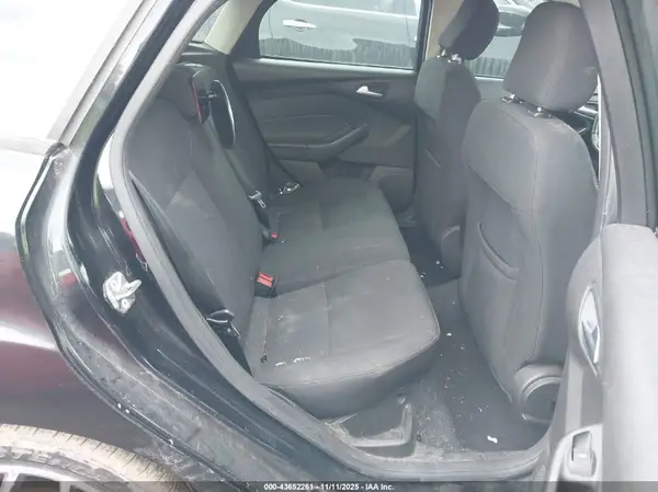 1FADP3K25GL358271 2016 FORD FOCUS - Image 8