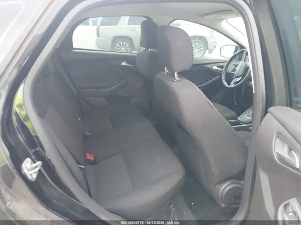 1FADP3K25GL360859 2016 FORD FOCUS - Image 8