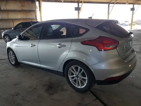 1FADP3K25GL362708 2016 FORD FOCUS - Image 2