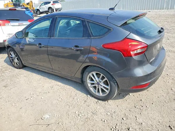 1FADP3K25GL368704 2016 FORD FOCUS - Image 2