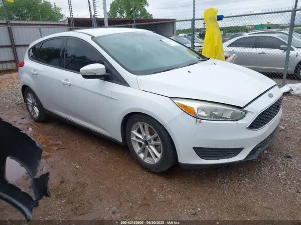 1FADP3K25GL379167 2016 FORD FOCUS - Image 1