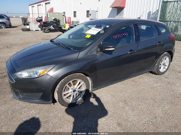 1FADP3K25GL379511 2016 FORD FOCUS - Image 2