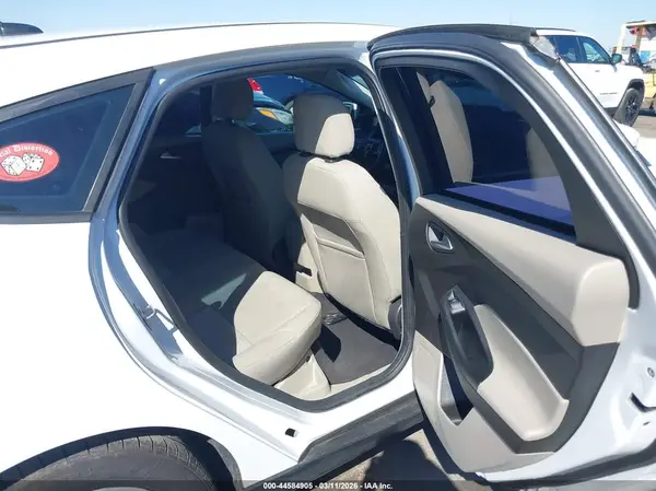 1FADP3K25GL380271 2016 FORD FOCUS - Image 8