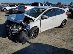 1FADP3K25GL388063 2016 FORD FOCUS