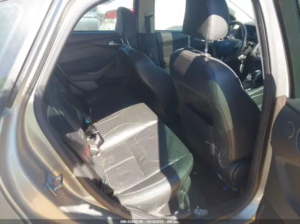 1FADP3K25GL398558 2016 FORD FOCUS - Image 8