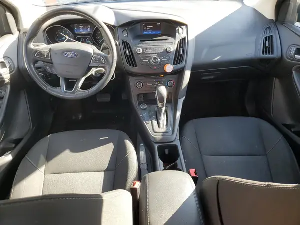 1FADP3K25HL200384 2017 FORD FOCUS - Image 8