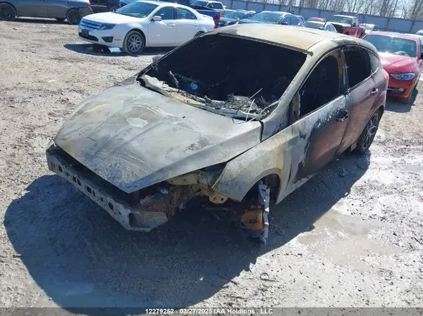 1FADP3K25HL200577 2017 FORD FOCUS - Image 2