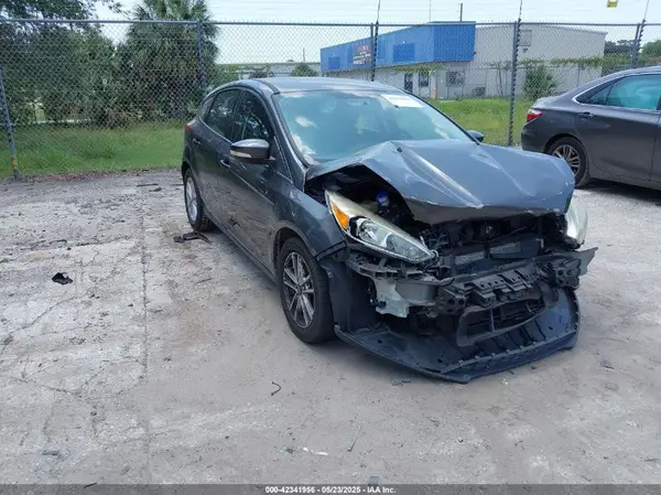 1FADP3K25HL216973 2017 FORD FOCUS - Image 1