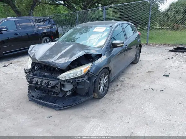 1FADP3K25HL216973 2017 FORD FOCUS - Image 2