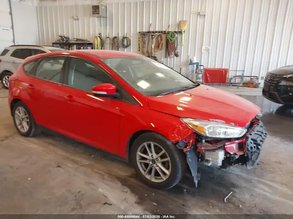 1FADP3K25HL217606 2017 FORD FOCUS - Image 1