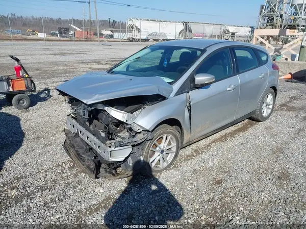 1FADP3K25HL224037 2017 FORD FOCUS - Image 2