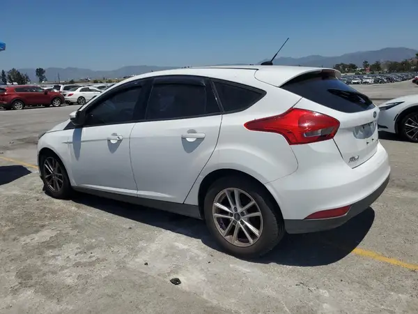 1FADP3K25HL224135 2017 FORD FOCUS - Image 2