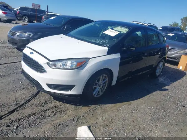 1FADP3K25HL231490 2017 FORD FOCUS - Image 2