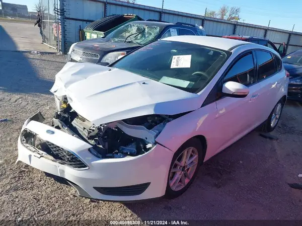1FADP3K25HL231635 2017 FORD FOCUS - Image 2