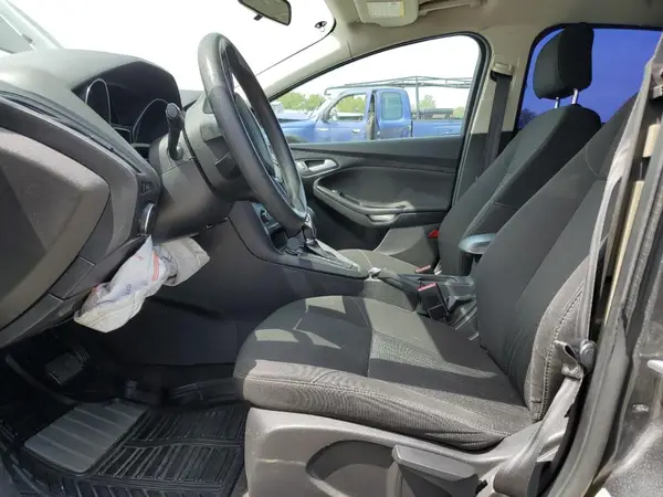 1FADP3K25HL232199 2017 FORD FOCUS - Image 8