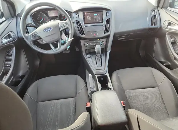 1FADP3K25HL234955 2017 FORD FOCUS - Image 8