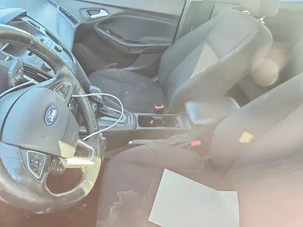 1FADP3K25HL239637 2017 FORD FOCUS - Image 8