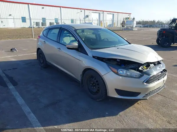 1FADP3K25HL239881 2017 FORD FOCUS - Image 1