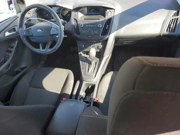 1FADP3K25HL243669 2017 FORD FOCUS - Image 8
