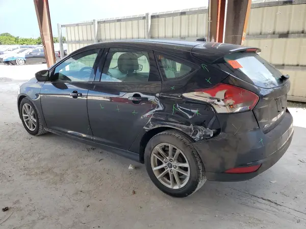 1FADP3K25HL246586 2017 FORD FOCUS - Image 2