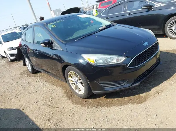 1FADP3K25HL247060 2017 FORD FOCUS - Image 1