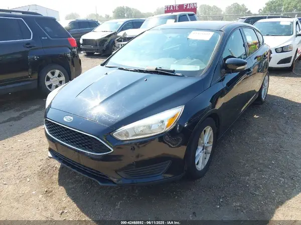 1FADP3K25HL247060 2017 FORD FOCUS - Image 2