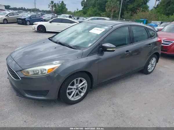 1FADP3K25HL278910 2017 FORD FOCUS - Image 2