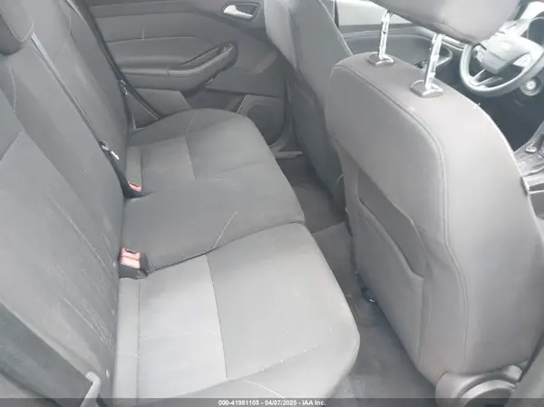 1FADP3K25HL278910 2017 FORD FOCUS - Image 8