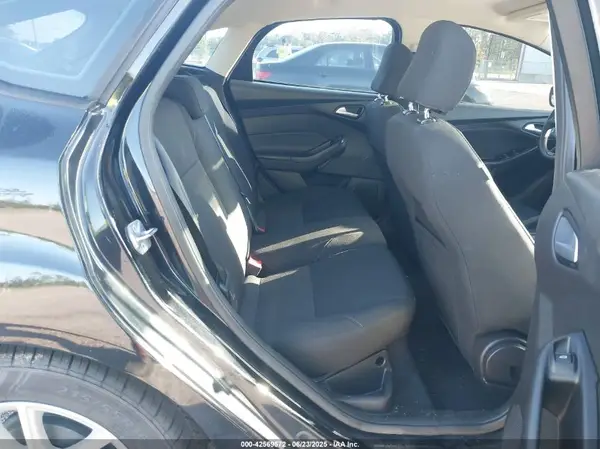 1FADP3K25HL291141 2017 FORD FOCUS - Image 8
