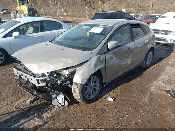 1FADP3K25HL298106 2017 FORD FOCUS - Image 2