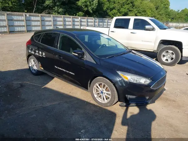 1FADP3K25HL300484 2017 FORD FOCUS - Image 1