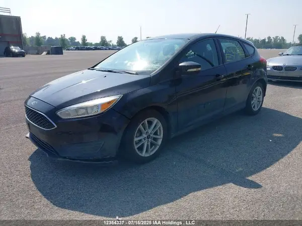 1FADP3K25HL300937 2017 FORD FOCUS - Image 2