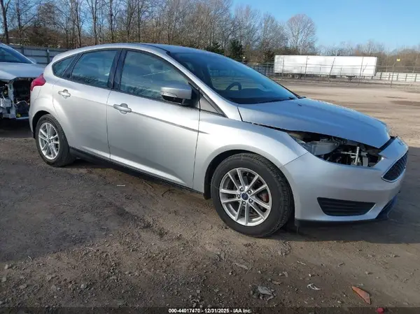 1FADP3K25HL302929 2017 FORD FOCUS - Image 1