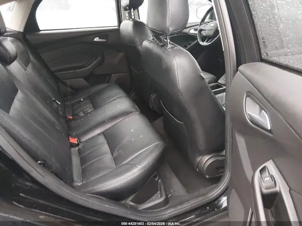 1FADP3K25HL311971 2017 FORD FOCUS - Image 8