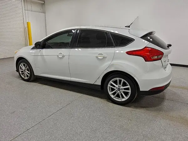 1FADP3K25HL315065 2017 FORD FOCUS - Image 2