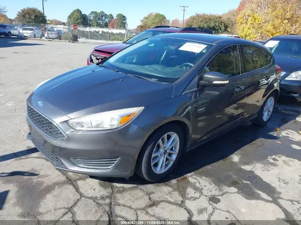 1FADP3K25HL317222 2017 FORD FOCUS - Image 2