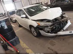 1FADP3K25HL319763 2017 FORD FOCUS