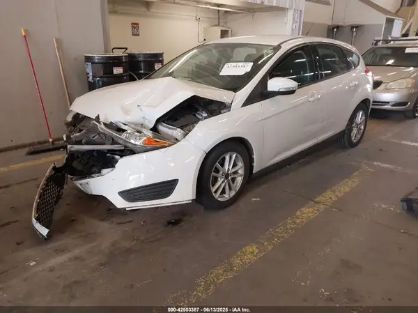 1FADP3K25HL319763 2017 FORD FOCUS - Image 2