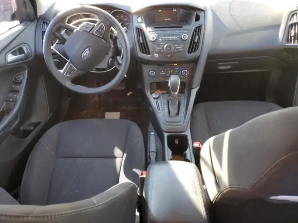 1FADP3K25HL322565 2017 FORD FOCUS - Image 8