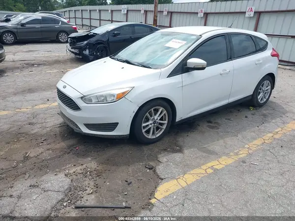 1FADP3K25HL336272 2017 FORD FOCUS - Image 2
