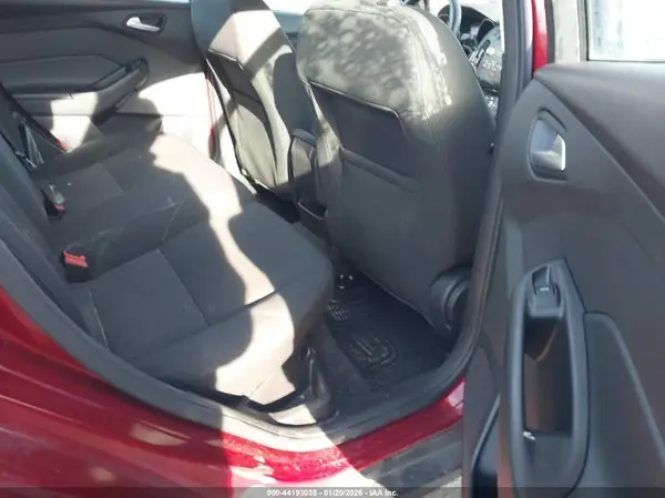 1FADP3K25HL344520 2017 FORD FOCUS - Image 8