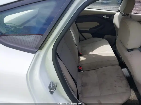 1FADP3K25HL345652 2017 FORD FOCUS - Image 8