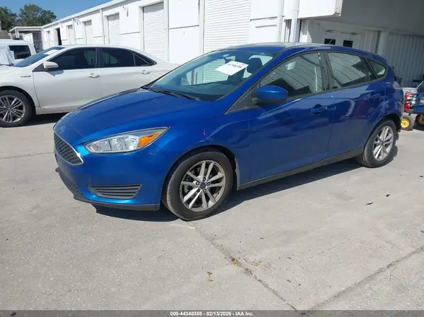 1FADP3K25JL209432 2018 FORD FOCUS - Image 2