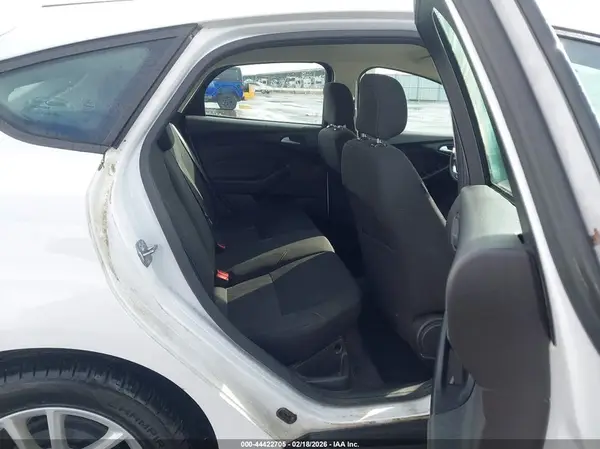 1FADP3K25JL217997 2018 FORD FOCUS - Image 8